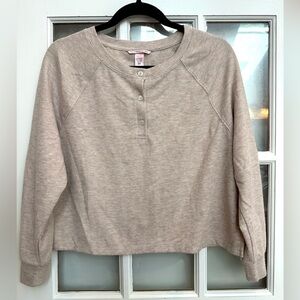 Victoria's Secret Intimates Oatmeal Thermal Henley Sleep Crop Shirt Size S